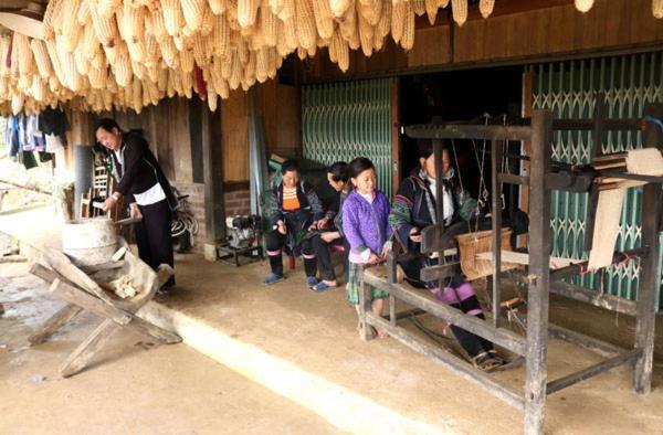 Hotel Khach San Sapa Ngay Nay Extérieur photo
